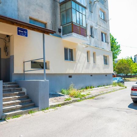 Relaxveld Galaxy Apartment Curtea De Arges Luaran gambar